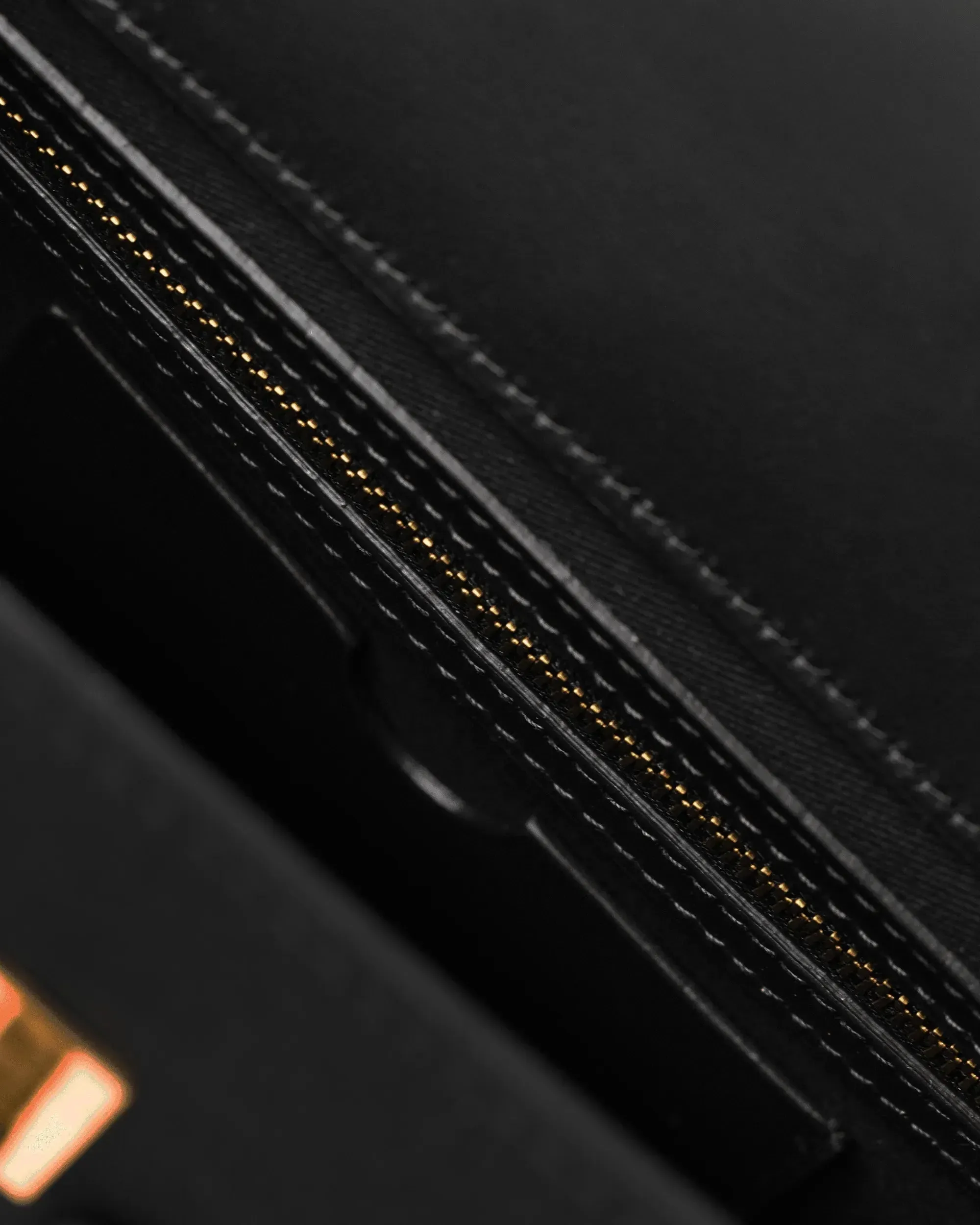B-Buzz 23 Canvas Bag