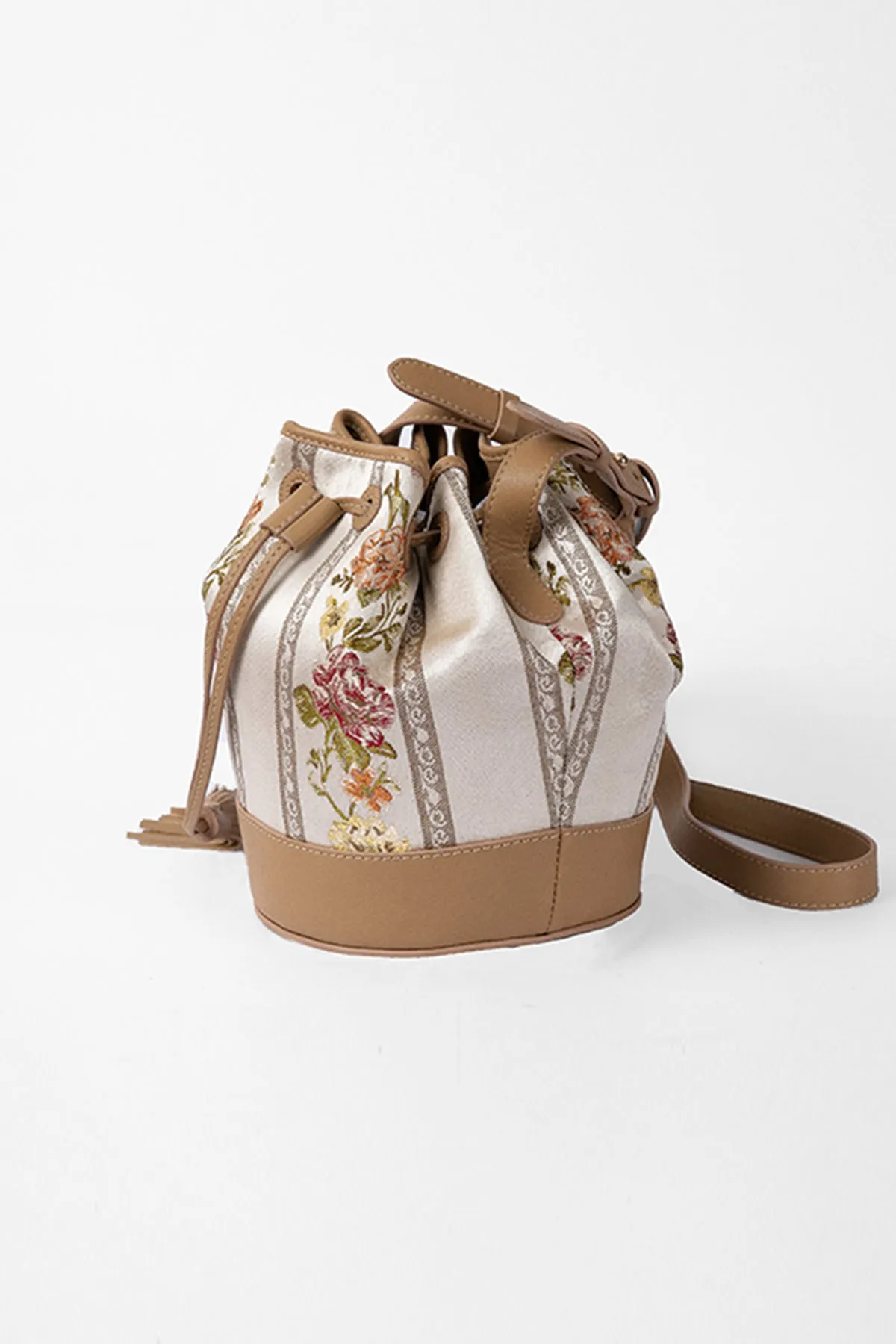 Begonia Beige Leather Bucket Bag