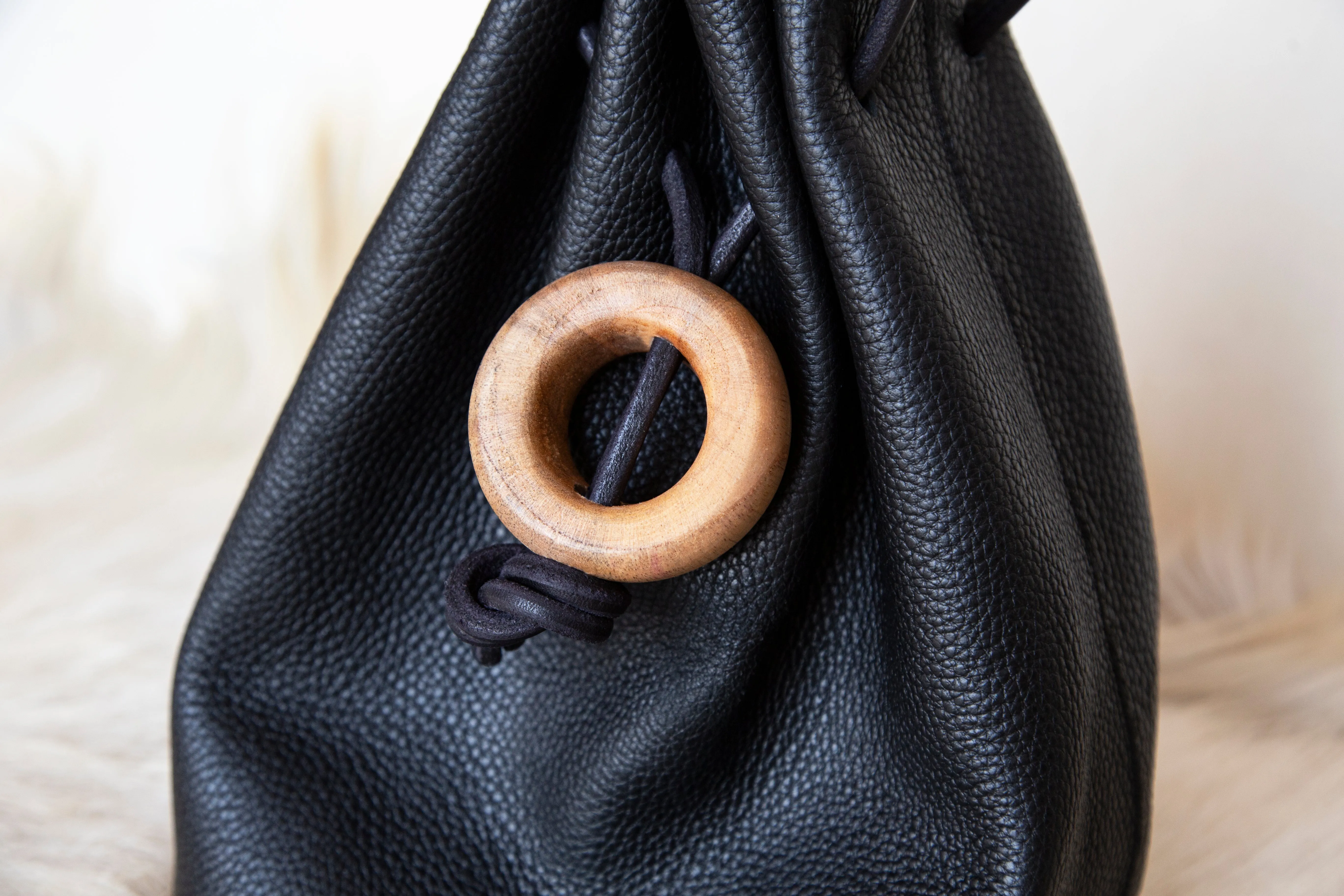 Bucket Bag - BLACK