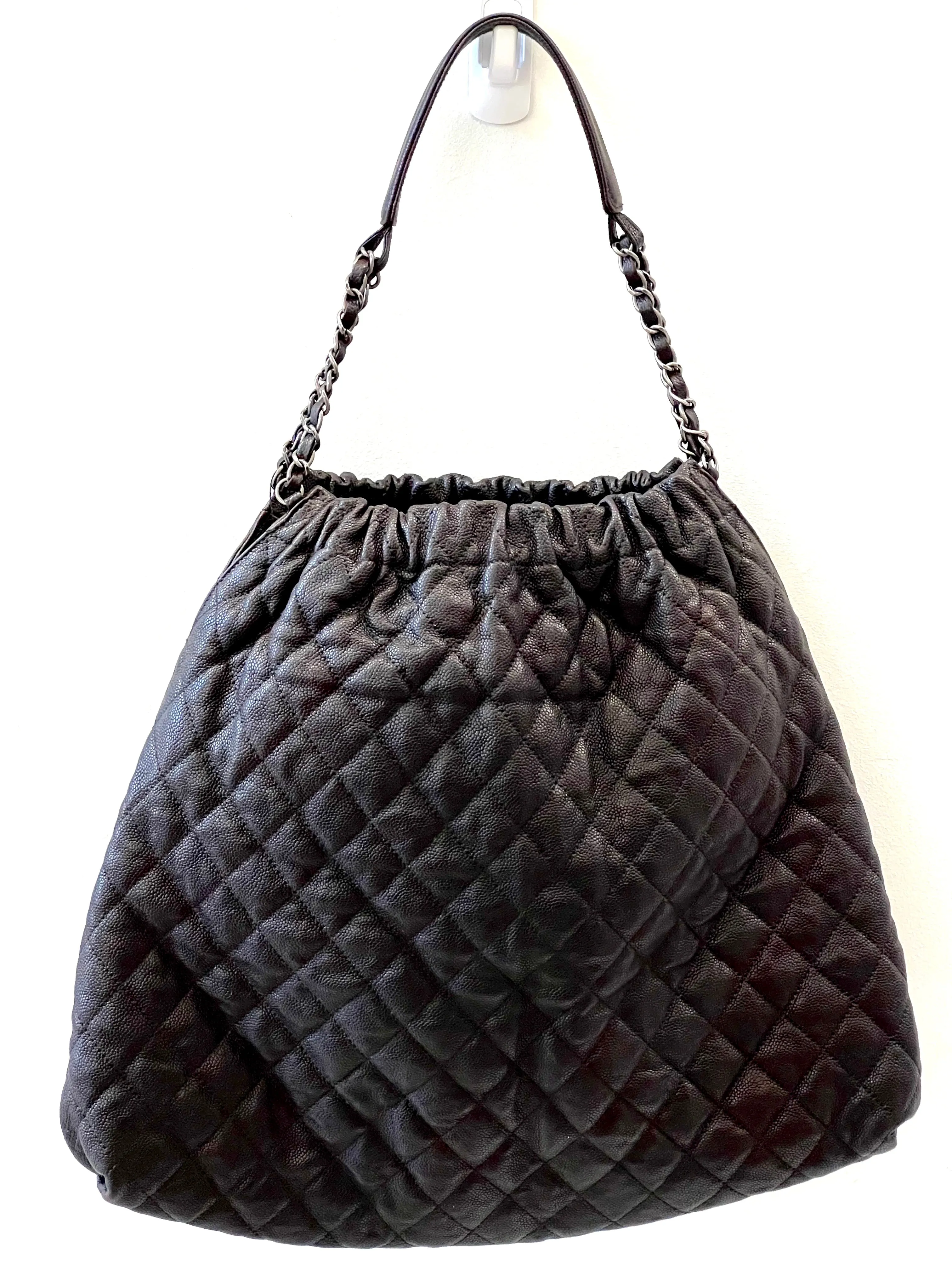 CHANEL CC CAVIAR QUILTED ELASTIC SHOULDER BAG