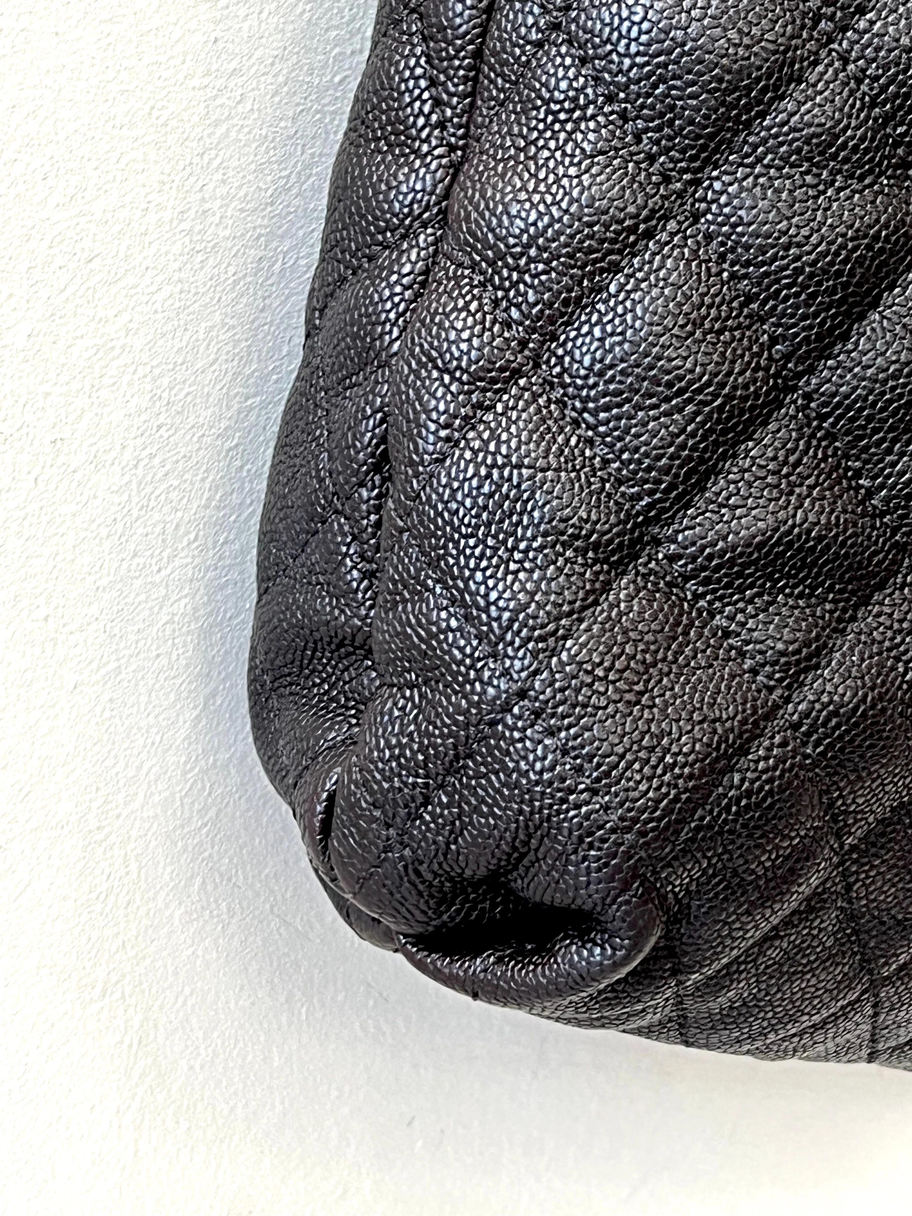 CHANEL CC CAVIAR QUILTED ELASTIC SHOULDER BAG