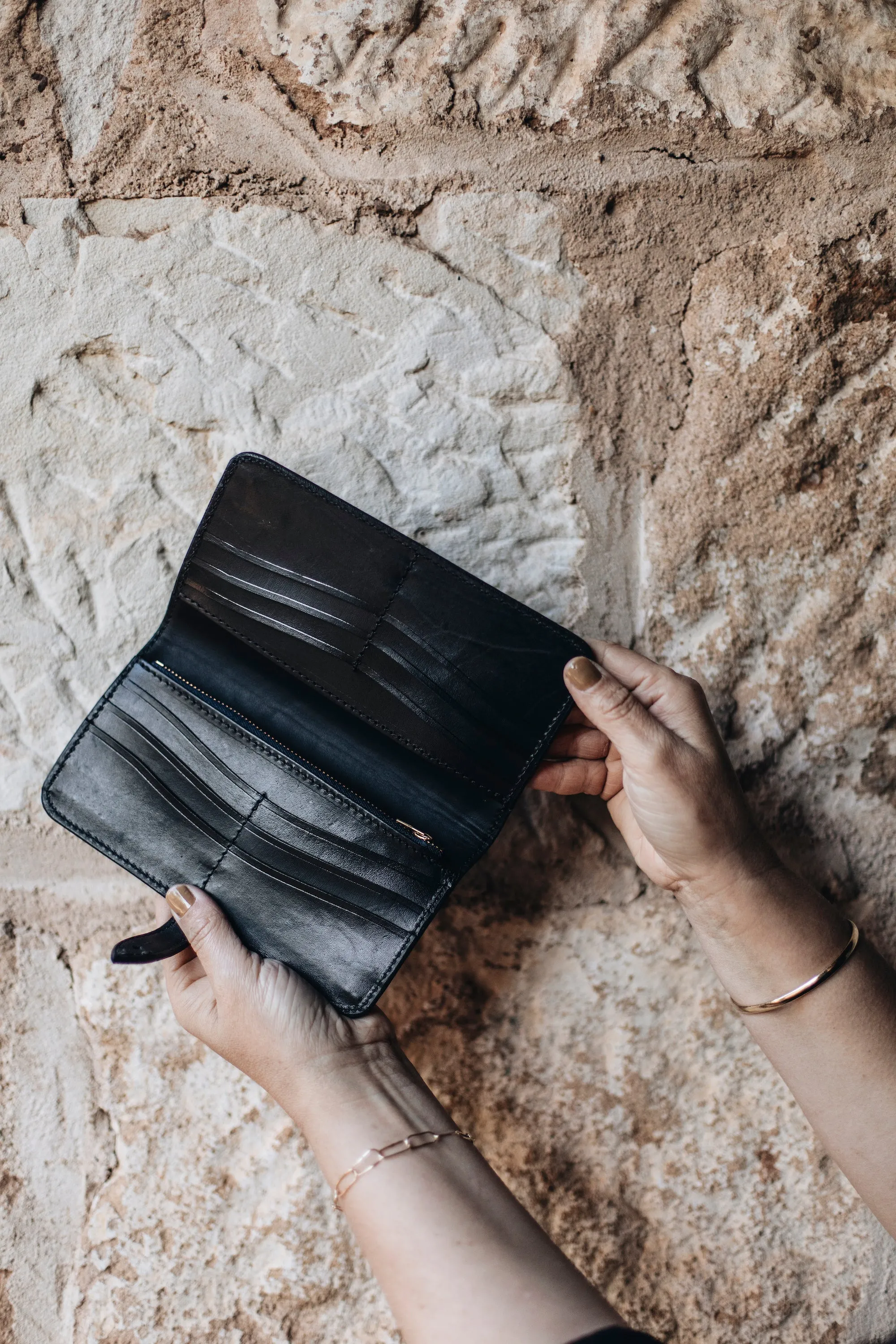 NEW Ladies Classic Wallet