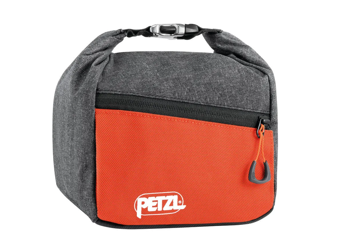 Sakab boulder bucket