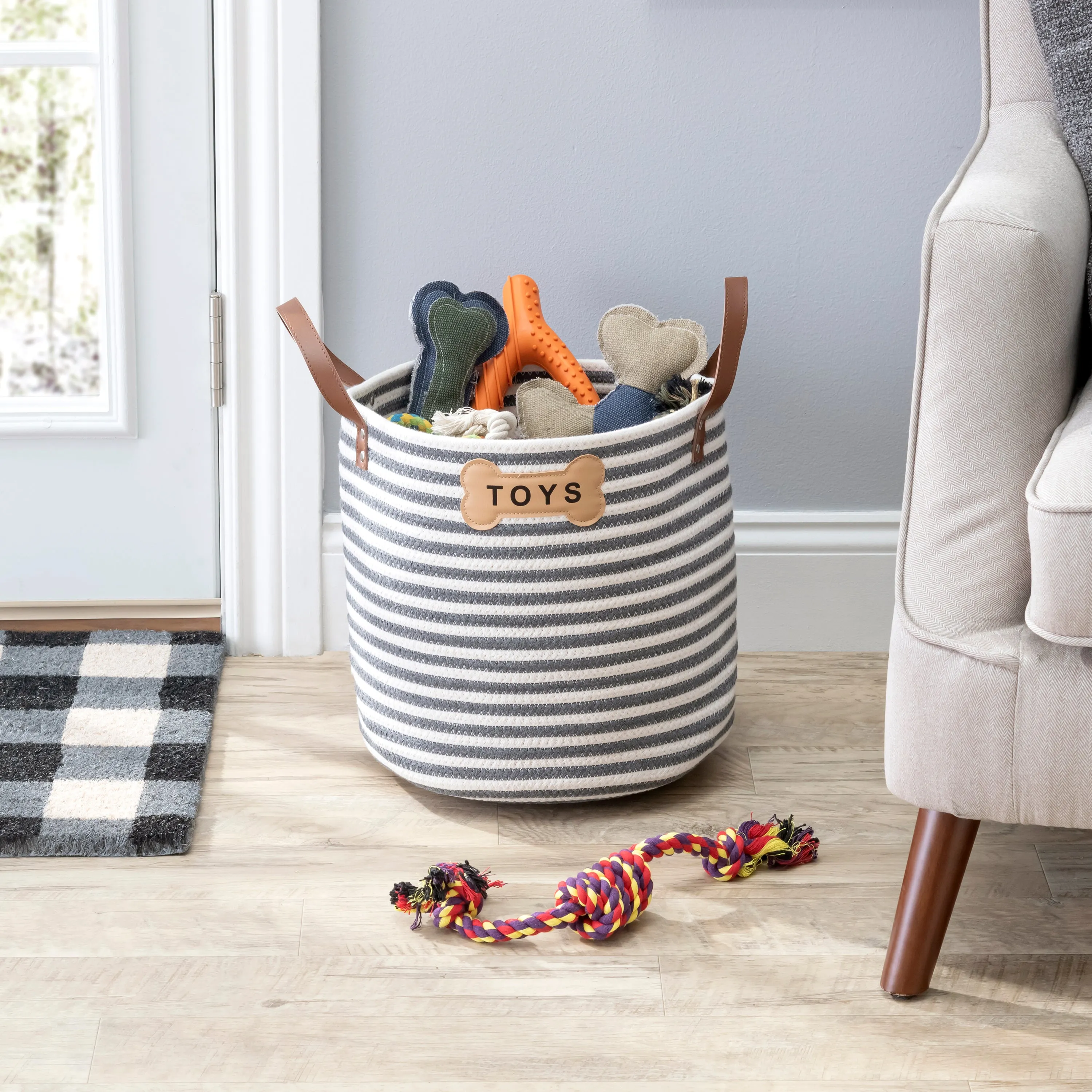 SIENNA PET TOY BASKET