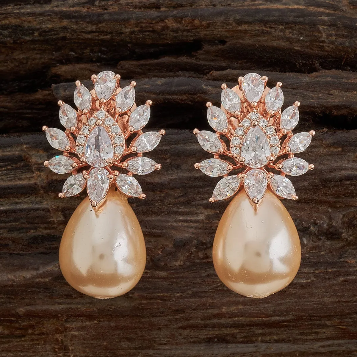 Zircon Earring 163880